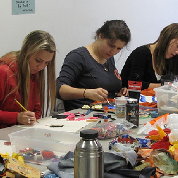 Heidi, Aymie, Olivia and Erin working hard; October 24, 2010.